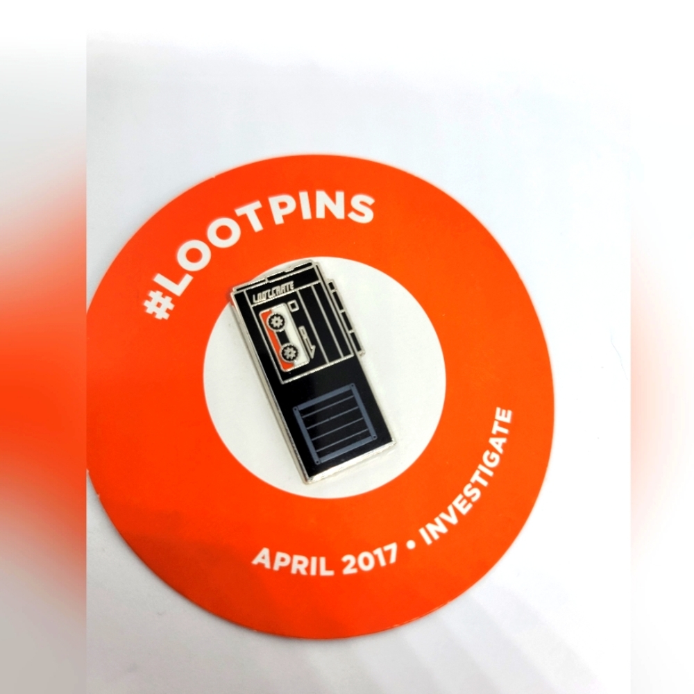 Loot Crate Pin nwt